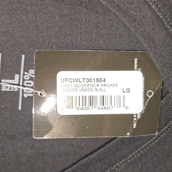 UFC Conor McGregor Black Vneck T-Shirt Irish The Notorious Womens Size Large NWT - Picture 4 of 7